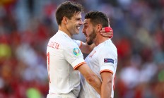 半岛体育网页版入口-意大利队力争击败西班牙队，迎接挑战