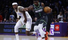 半岛体育亚洲官网-湖人主场告捷，戈贝尔无可阻挡的简单介绍