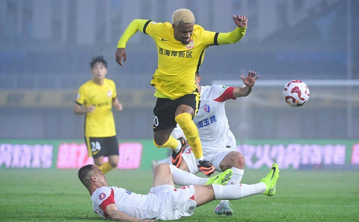 云南队关键球员决胜时刻挺身而出,带队获胜的简单介绍 云南队关键球员决胜时刻挺身而出,带队获胜的简单介绍