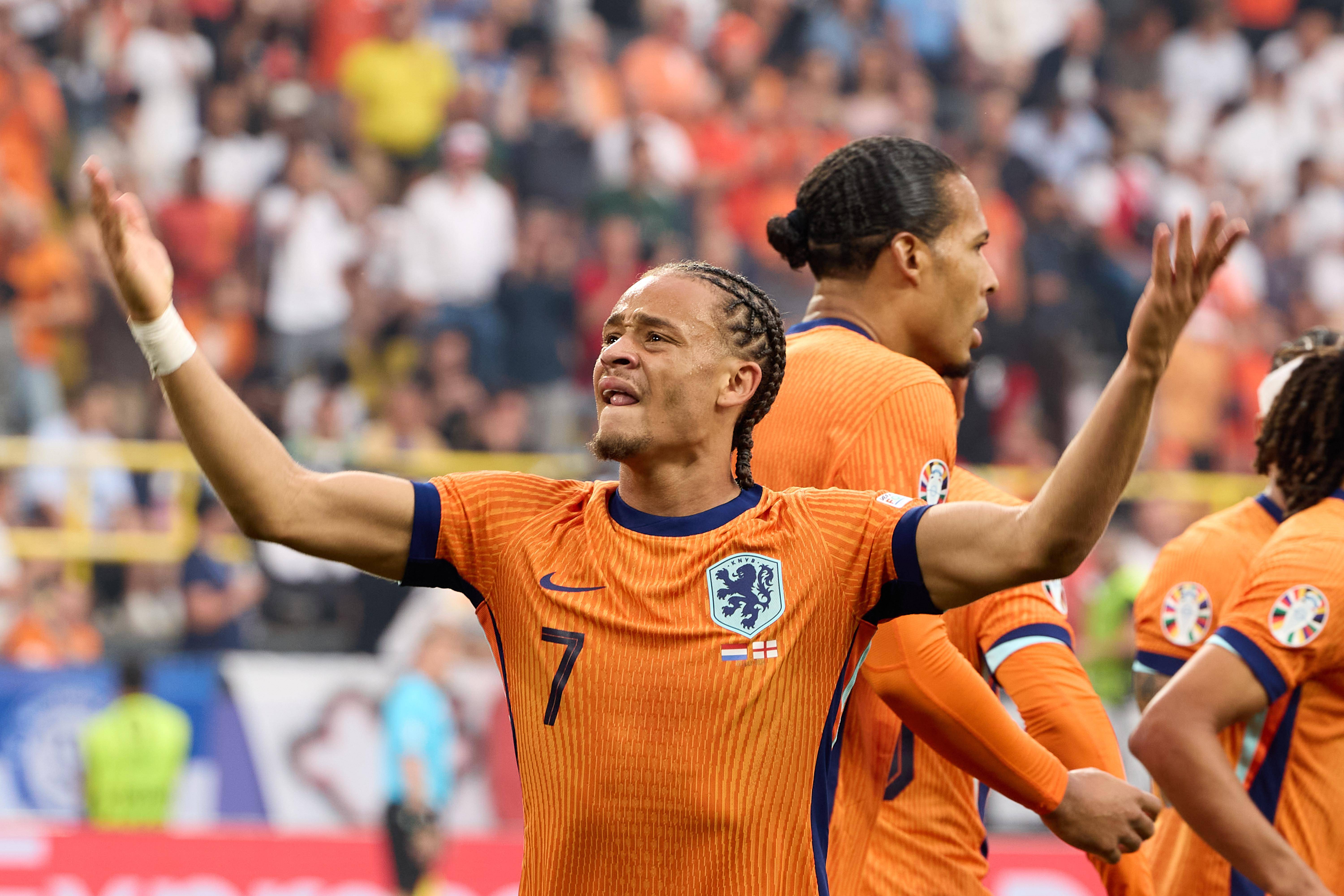 包含英格兰代表队在女子足球比赛中险胜败的词条 包含英格兰代表队在女子足球比赛中险胜败的词条