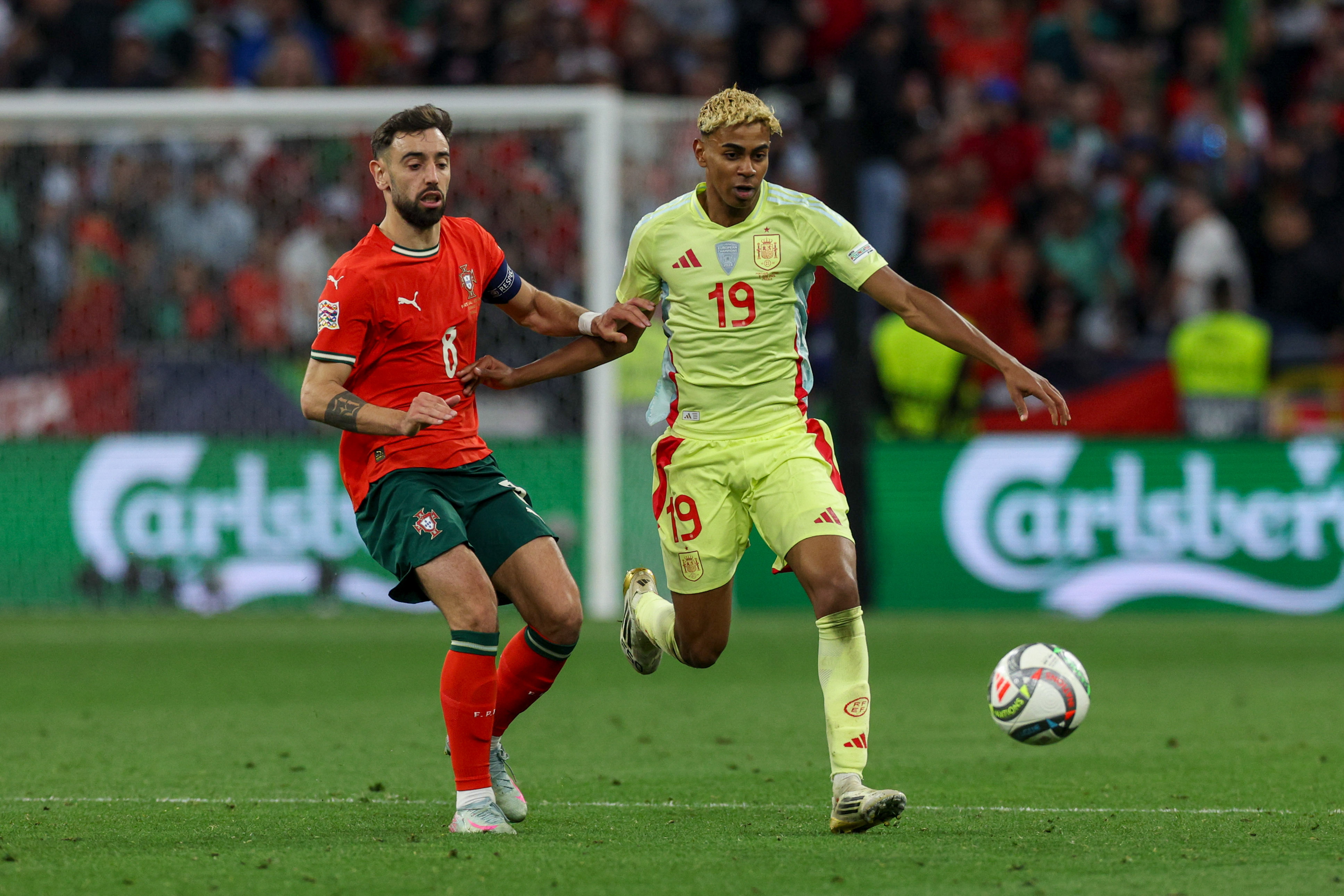 葡萄牙队遭德国淘汰,无缘欧洲联赛四强 葡萄牙队遭德国淘汰,无缘欧洲联赛四强