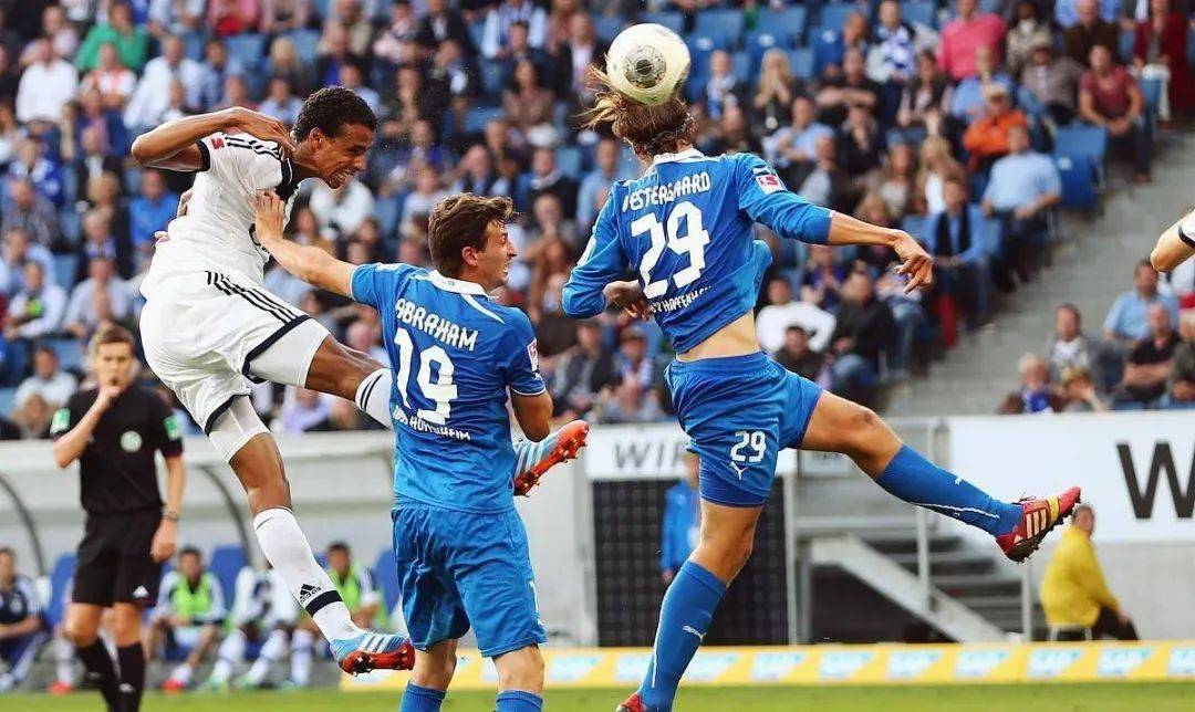 霍芬海姆客场战胜斯图加特,迅速攀升榜单的简单介绍 霍芬海姆客场战胜斯图加特,迅速攀升榜单的简单介绍