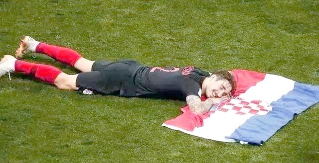 克罗地亚队在激烈角逐中突围脱颖而出 克罗地亚队在激烈角逐中突围脱颖而出