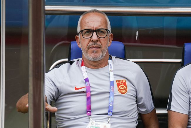 临场应变,教练战术改变成果明显 临场应变,教练战术改变成果明显