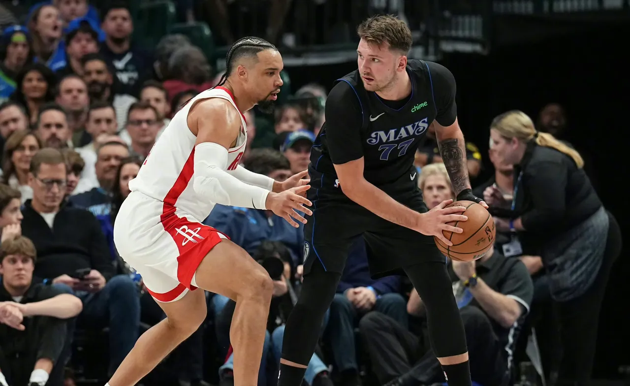 火箭遭遇连败,保罗努力发挥未能挽回球队颓势 火箭遭遇连败,保罗努力发挥未能挽回球队颓势