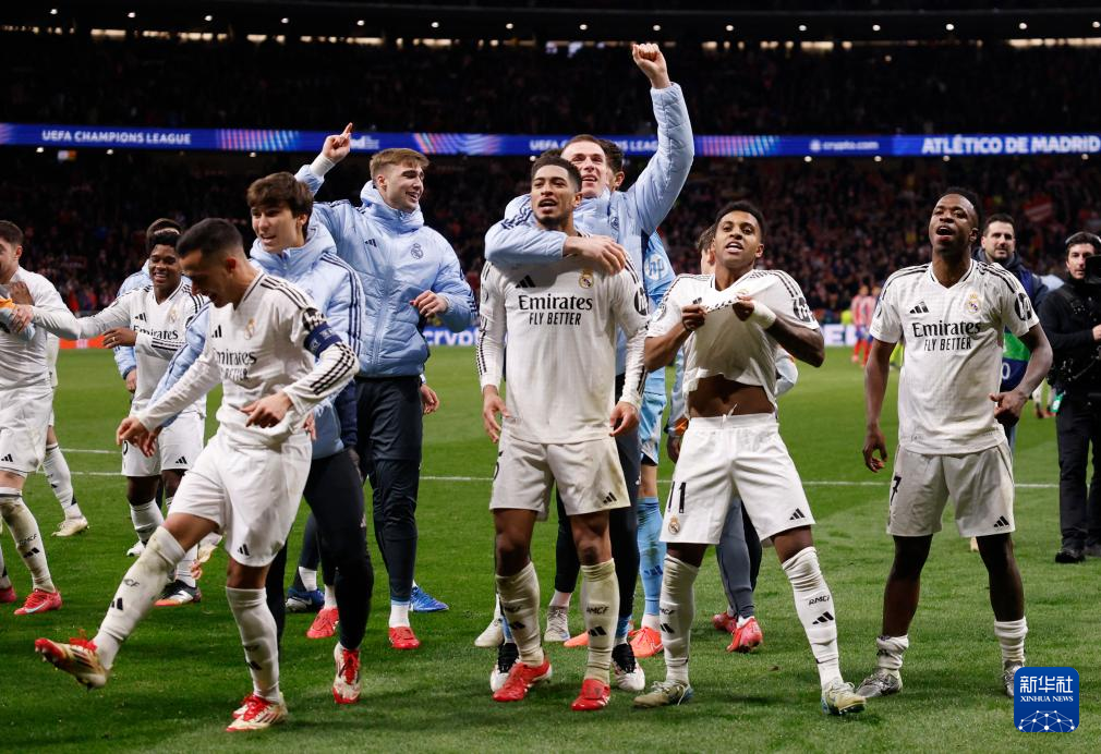 包含阿贾克斯对阵皇家马德里,谁能笑到最后的词条 包含阿贾克斯对阵皇家马德里,谁能笑到最后的词条