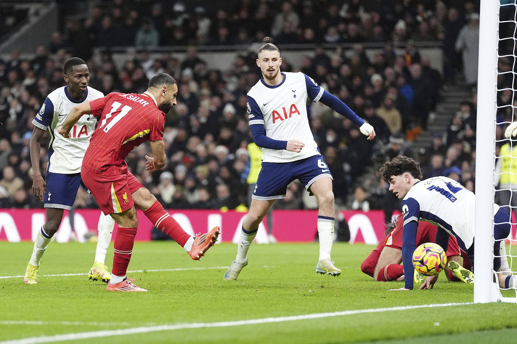 热刺客场大胜水晶宫，继续保持胜势向前进的简单介绍